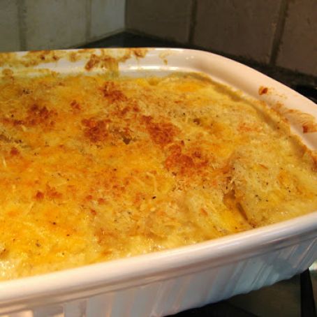 Cheddar Scalloped Potatoes