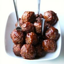 Honey Garlic Crockpot Meatballs