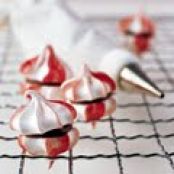 Peppermint Meringues with Chocolate Filling