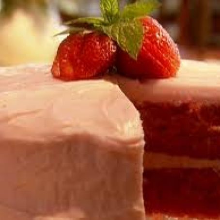 Paula Deen's Strawberry Cake