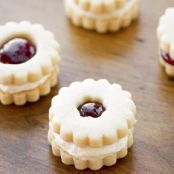 Raspberry Cream Shortbread Sandwich Cookies