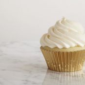 Go-To Vanilla Cupcakes