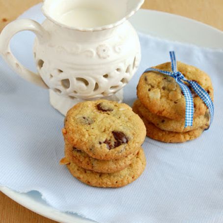 COOKIES - Chocolate Chip Coconut Cookies