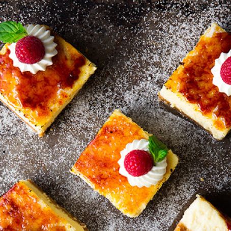 Crème Brûlée Cheesecake Bars