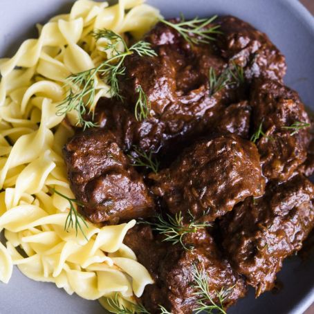 AUSTRIAN BEEF STEW WITH PAPRIKA AND CARAWAY (RINDSGULASCH)