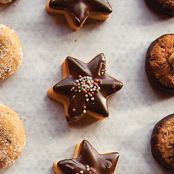 SCHOKILADEN-BUTTER-PLATZCHEN (CHOCOLATE-DIPPED SHORTBREAD COOKIES)