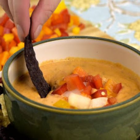 Slow Cooker Queso Dip