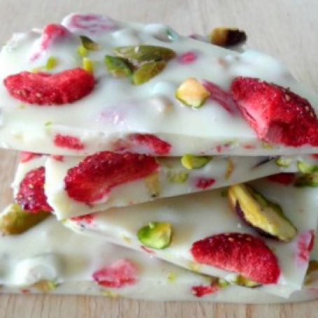 Strawberry Pistachio White Chocolate Bark