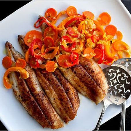 PAN SEARED MACKEREL w/PEPPERS & THYME
