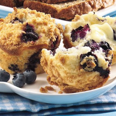 Streusel-Topped Blueberry Muffins