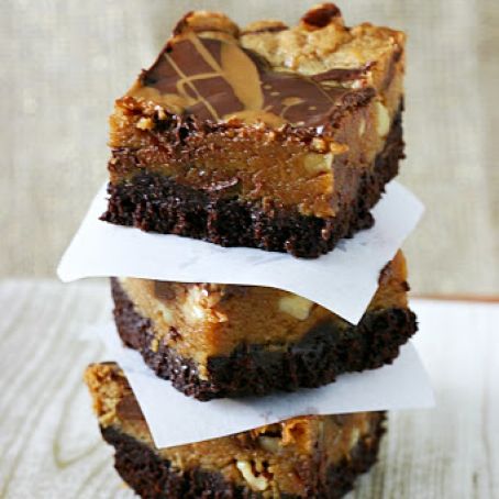 Biscoff Blondie Brownies