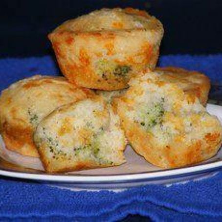 Bountiful Broccoli Cheese Biscuits