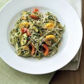 Spinach Fettuccine With Yogurt-Cream Sauce