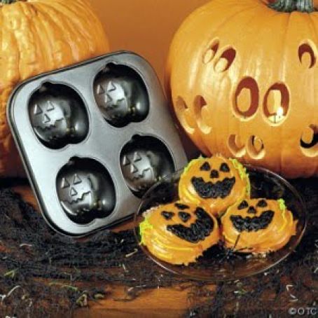 Halloween Cupcakes from Mold