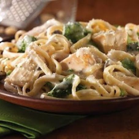 Chicken & Broccoli Alfredo