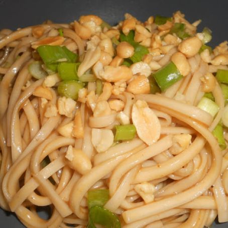 Big Hot Curry Noodle Pot