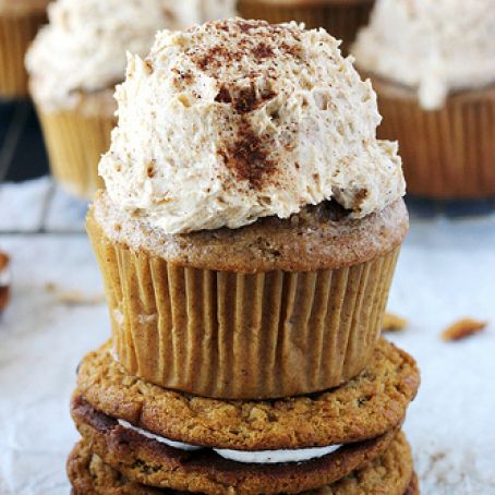 Oatmeal Cream Cupcakes