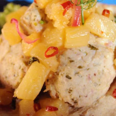 ALBONDIGAS DE PESCADO EN SALSA DE PIÑA