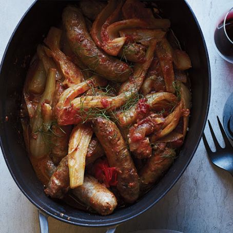 Stewed Sweet Sausages in Fennel-Tomato Sauce