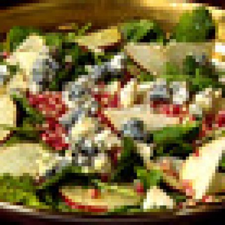Pear and Pomegranate Salad with Gorgonzola and Champagne Vinaigrette