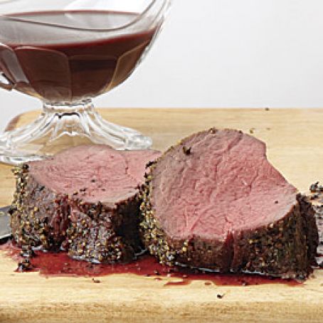 Spice-Rubbed Roast Beef Tenderloin with Red Wine Sauce