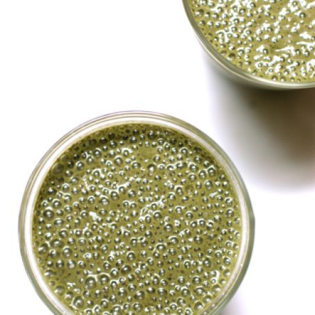 Kale, Oat, and Blueberry Smoothie