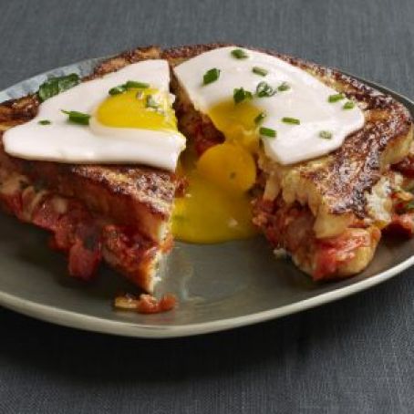 French Toast with Bacon, Onion and Tomato Jam