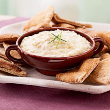 Chipotle Onion Dip with Garlic Pita Chips