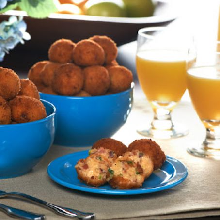 Breakfast Poppers with Grits & Bacon