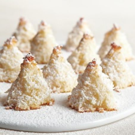 Sugar-Dusted Macaroon Trees