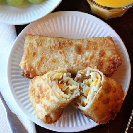 Breakfast Egg Rolls