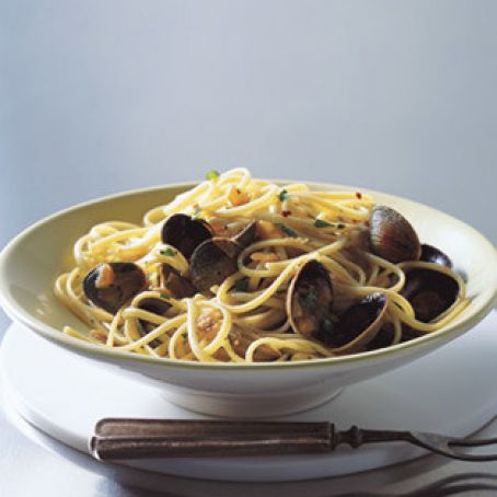 Linguine with White Clam Sauce
