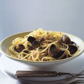 Linguine with White Clam Sauce