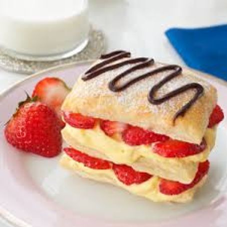 STRAWBERRY NAPOLEONS