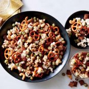 Sesame-Soy Nut and Pretzel Mix