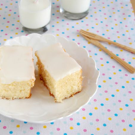 CAKE - Super Tender Coconut Cake with Coconut Icing