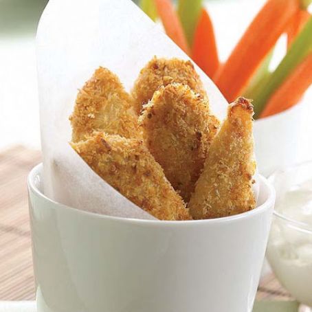 Crisp & Spicy Chicken Tenders with Blue Cheese Dipping Sauce