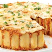 Rigatoni and meat sauce cake