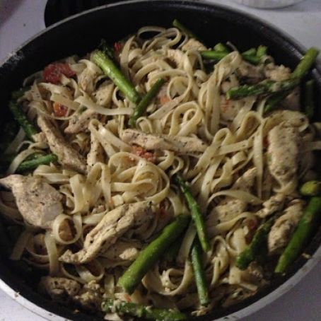 Asparagus and Chicken Pasta