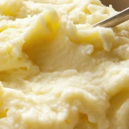 Lighter Creamy Garlic Mashed Potatoes
