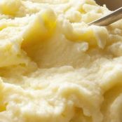 Lighter Creamy Garlic Mashed Potatoes
