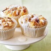Amaretto Apple Streusel Cupcakes