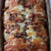 Hillbilly Bacon Cheddar Bread