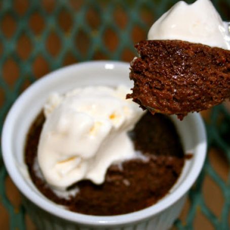 Flourless Chocolate Banana Pudding Cakes