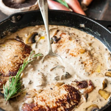 PORK LOIN STEAKS IN CREAMY SHALLOT SAUCE WITH MUSHROOMS