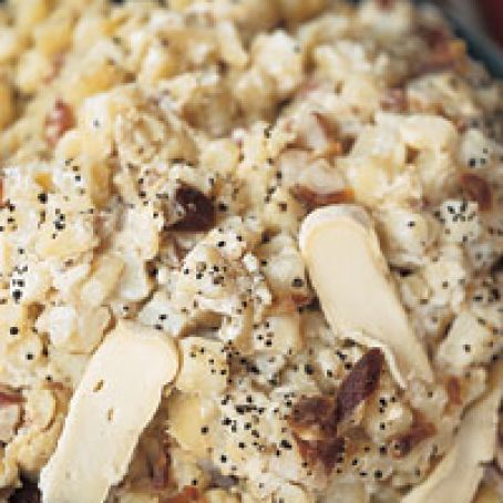 Warm Potatoes with Onions, Bacon and Cheese