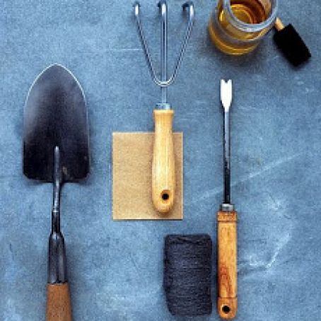 Restoring Garden Tools