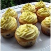 Blueberry Lemon Cheesecake Cupcakes