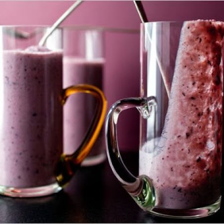 MANGO BLUEBERRY SMOOTHIE