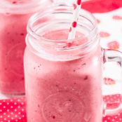 STRAWBERRY JULIUS RECIPE (4 INGREDIENTS)